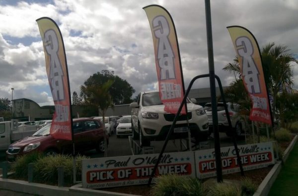 FEATHER AND TEARDROP BANNERS - Image 10
